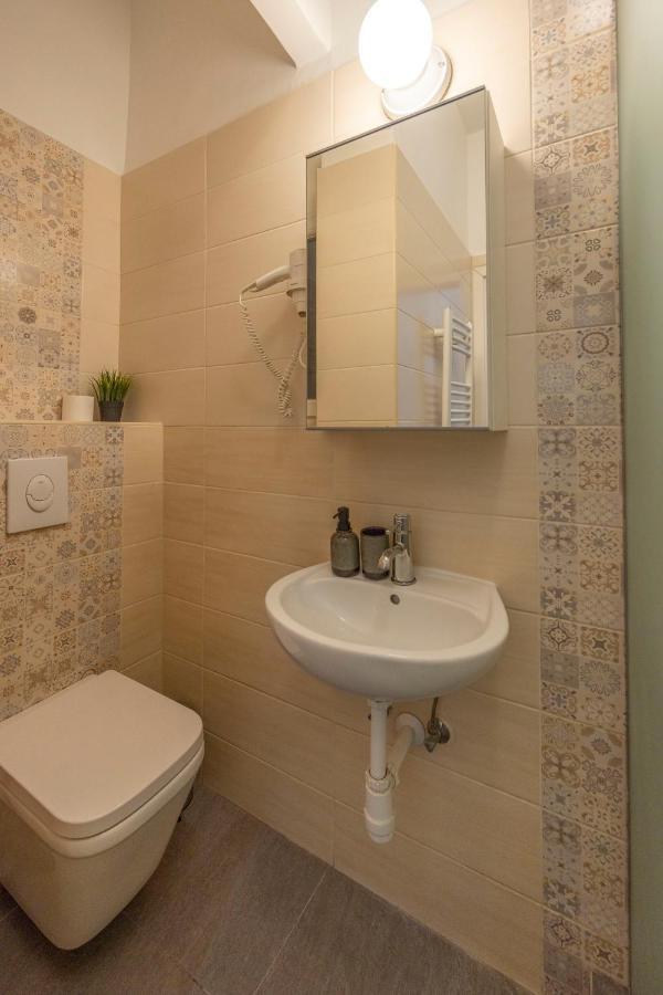 Central Grand Apartment With 5Bedrm 2Bathroom Budapešť Exteriér fotografie