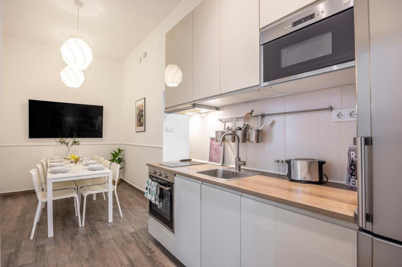 Central Grand Apartment With 5Bedrm 2Bathroom Budapešť Exteriér fotografie