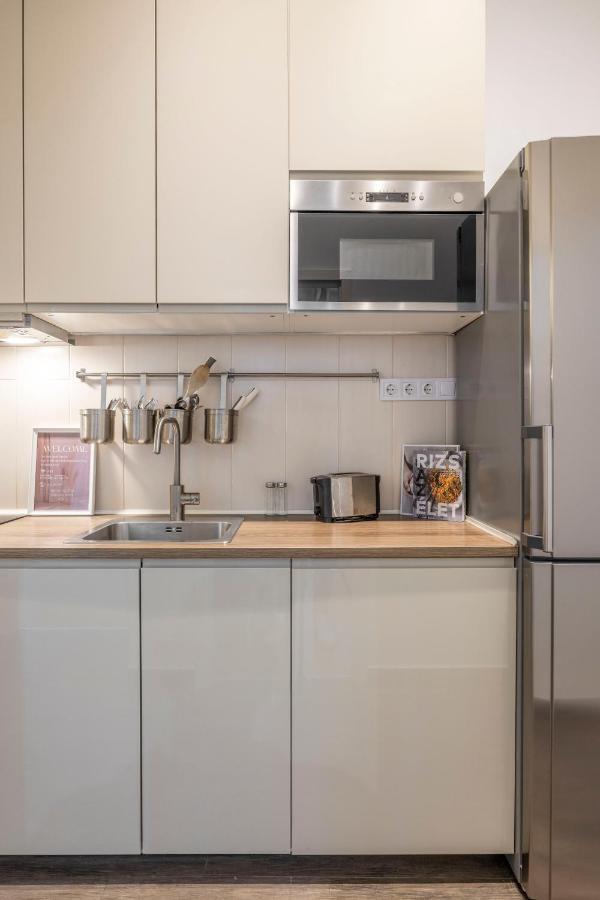 Central Grand Apartment With 5Bedrm 2Bathroom Budapešť Exteriér fotografie
